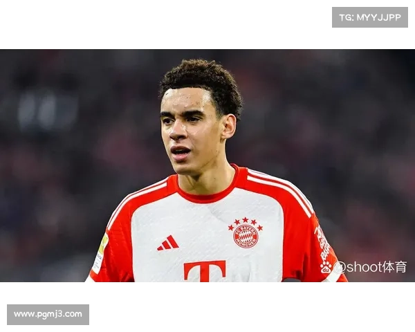 穆西亚拉带球突破，拜仁未来核心成型